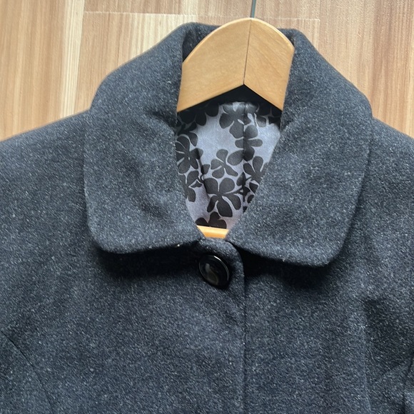 Wool coat, dark grey. Size S. Knees length. Very good condition. - Picture 5 of 10